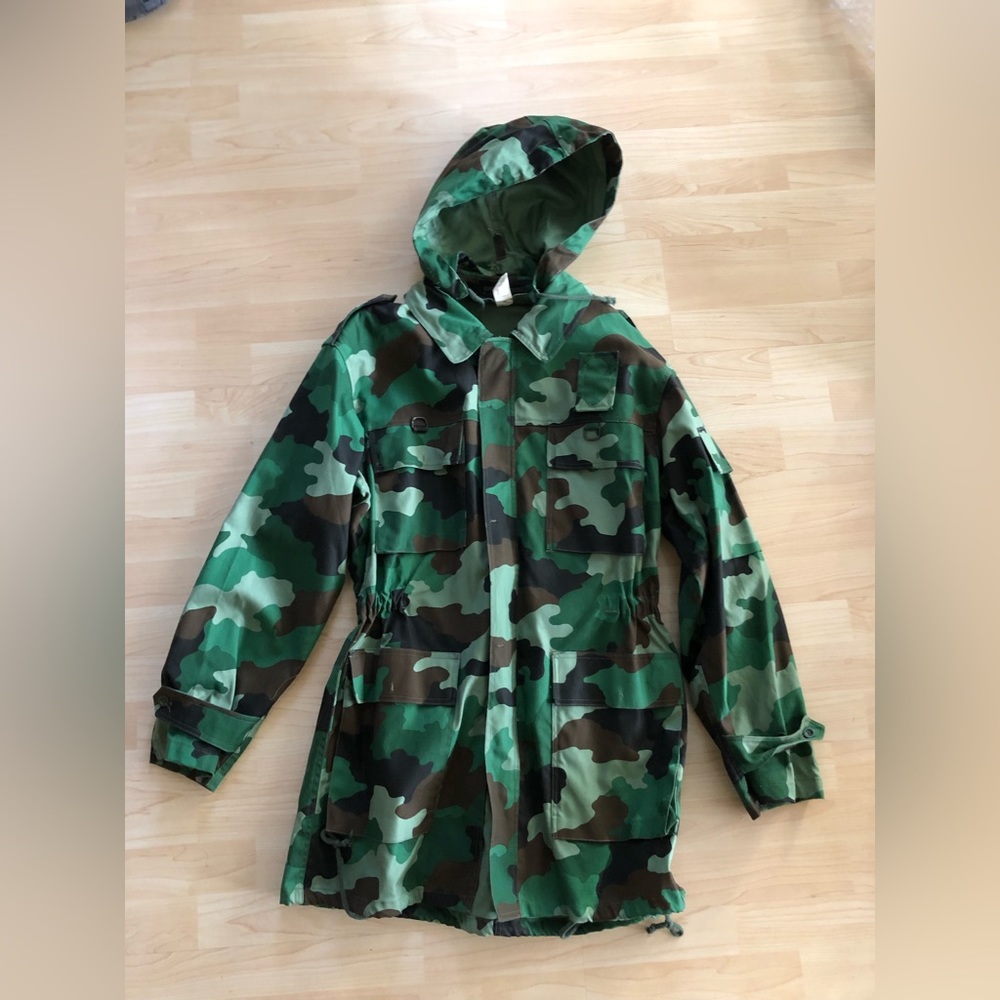 Serbian Army M89/M93 Parka Mint Condition With Hood 96/172 BBC Yugoslavia